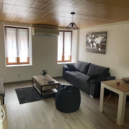 Chez Tikaf Lägenhet Saint-Claude Exteriör bild