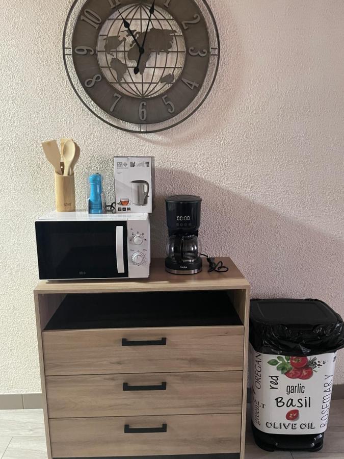 Chez Tikaf Lägenhet Saint-Claude Exteriör bild